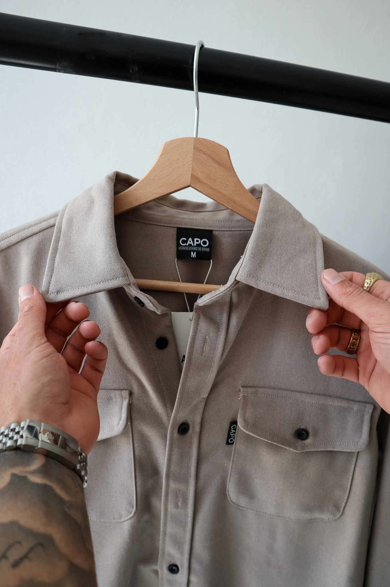 Capo Shirt, elegantie en comfort voor een moderne stijl 