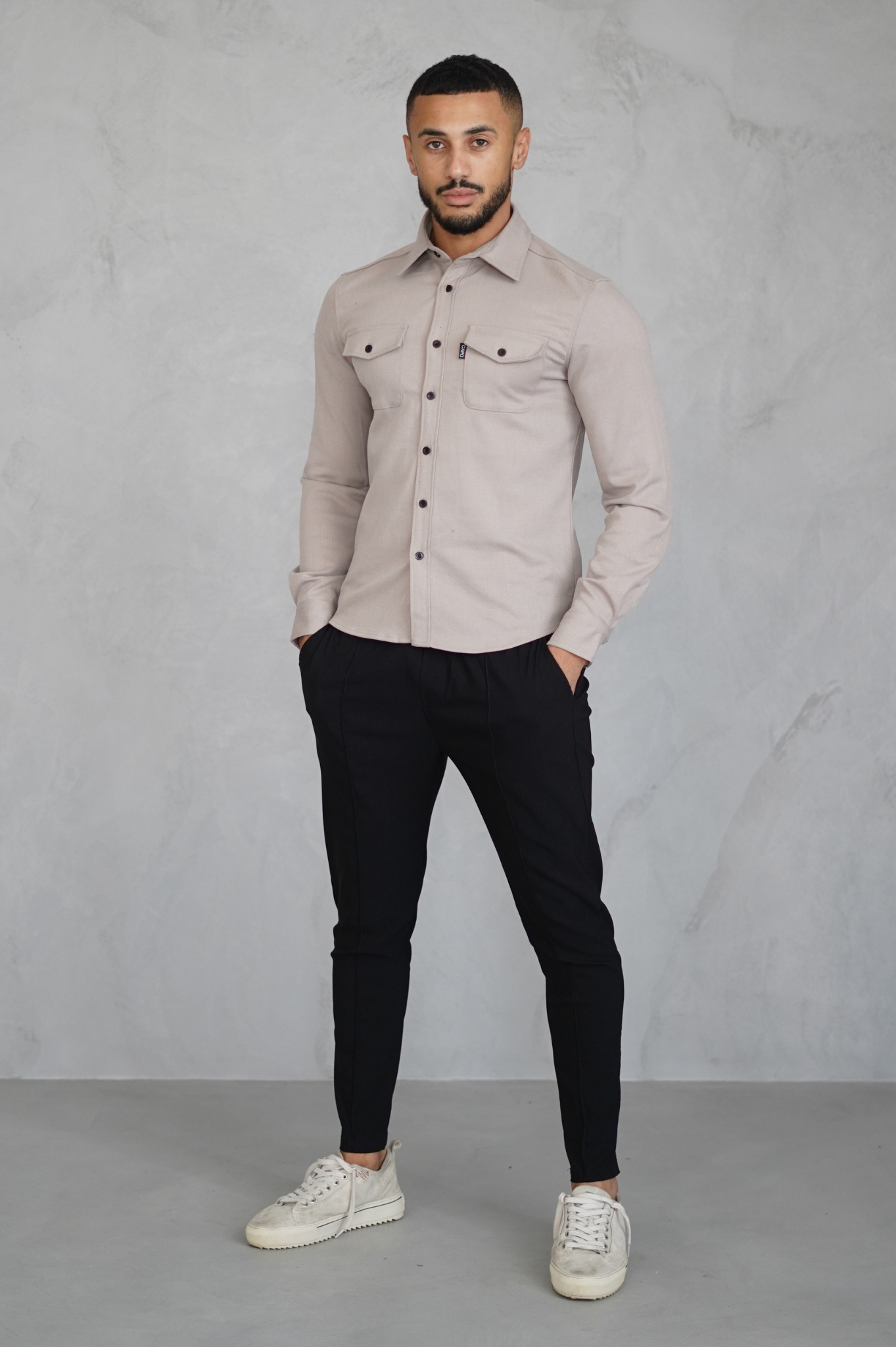 Capo Shirt, elegantie en comfort voor een moderne stijl 